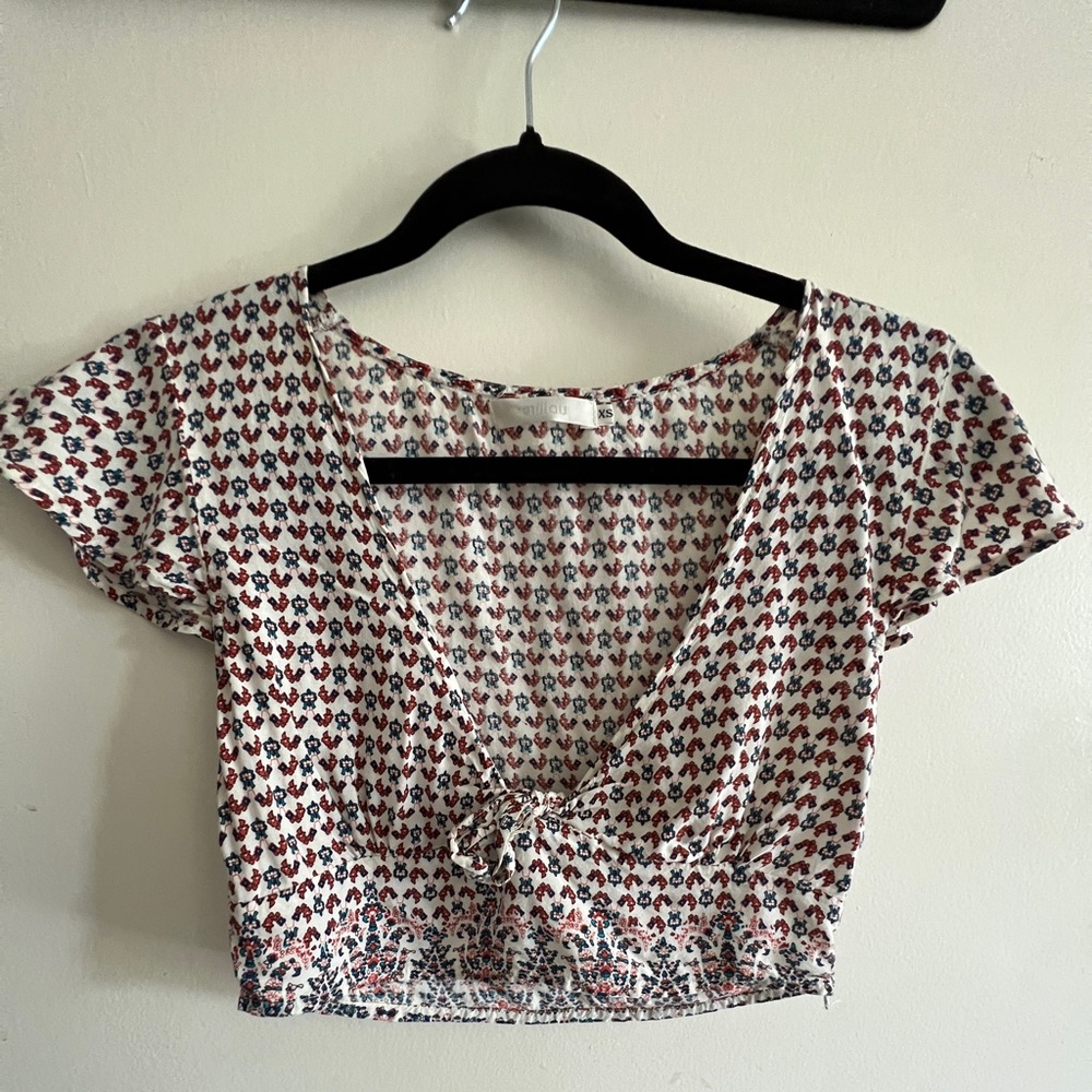 Millau short sleeve crop top!